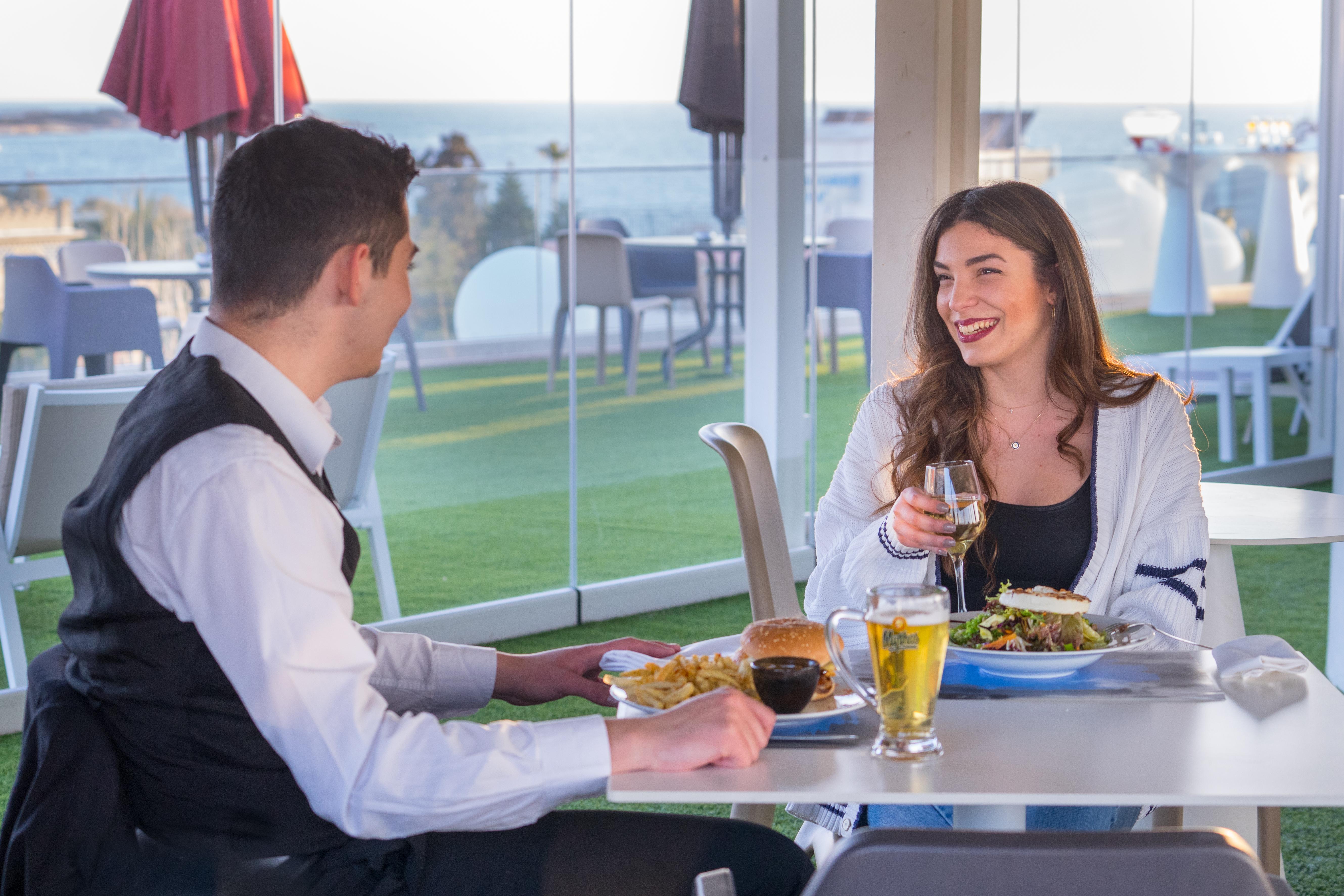 אתונה Emmantina Hotel מראה חיצוני תמונה